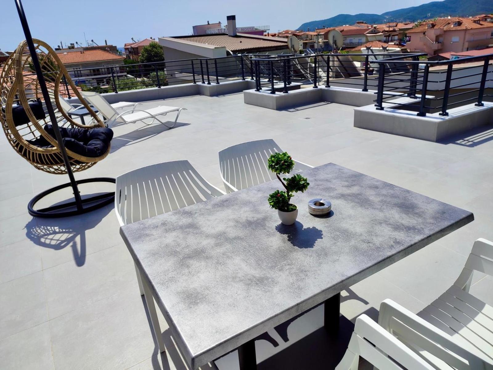 Four Shades Luxury Suites Sarti Exterior photo