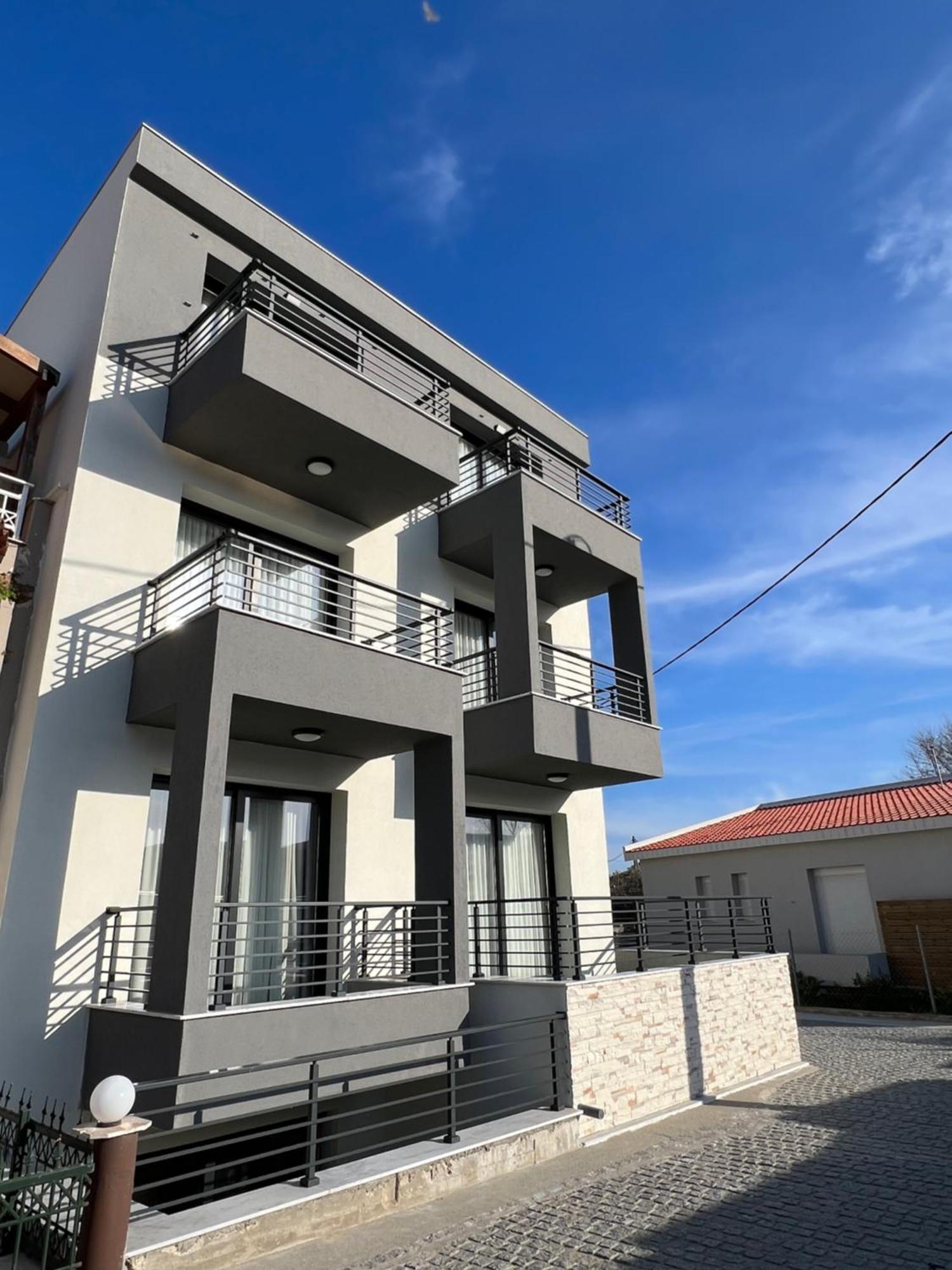 Four Shades Luxury Suites Sarti Exterior photo